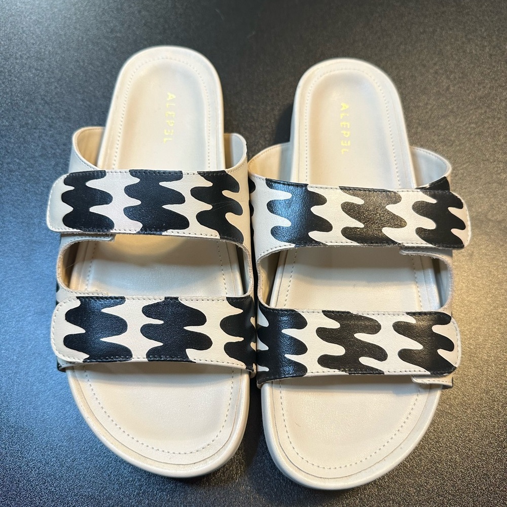 Alepel hand painted Velcro sandals in cream and black.size 6.Excellent condition